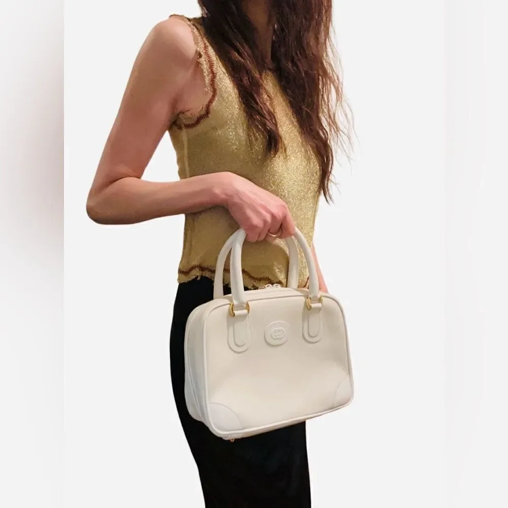 Gucci trendy white tote with gold hardware